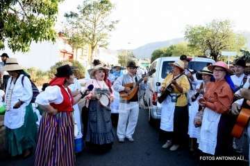  La romería de San Miguel Arcángel seduce a Telde (Foto Antonio Alí)